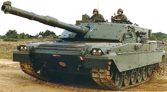 Włoskie czołgi Broń pancerna z II wojny światowej